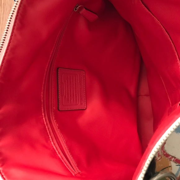 Coach purse - Picture 4 of 5